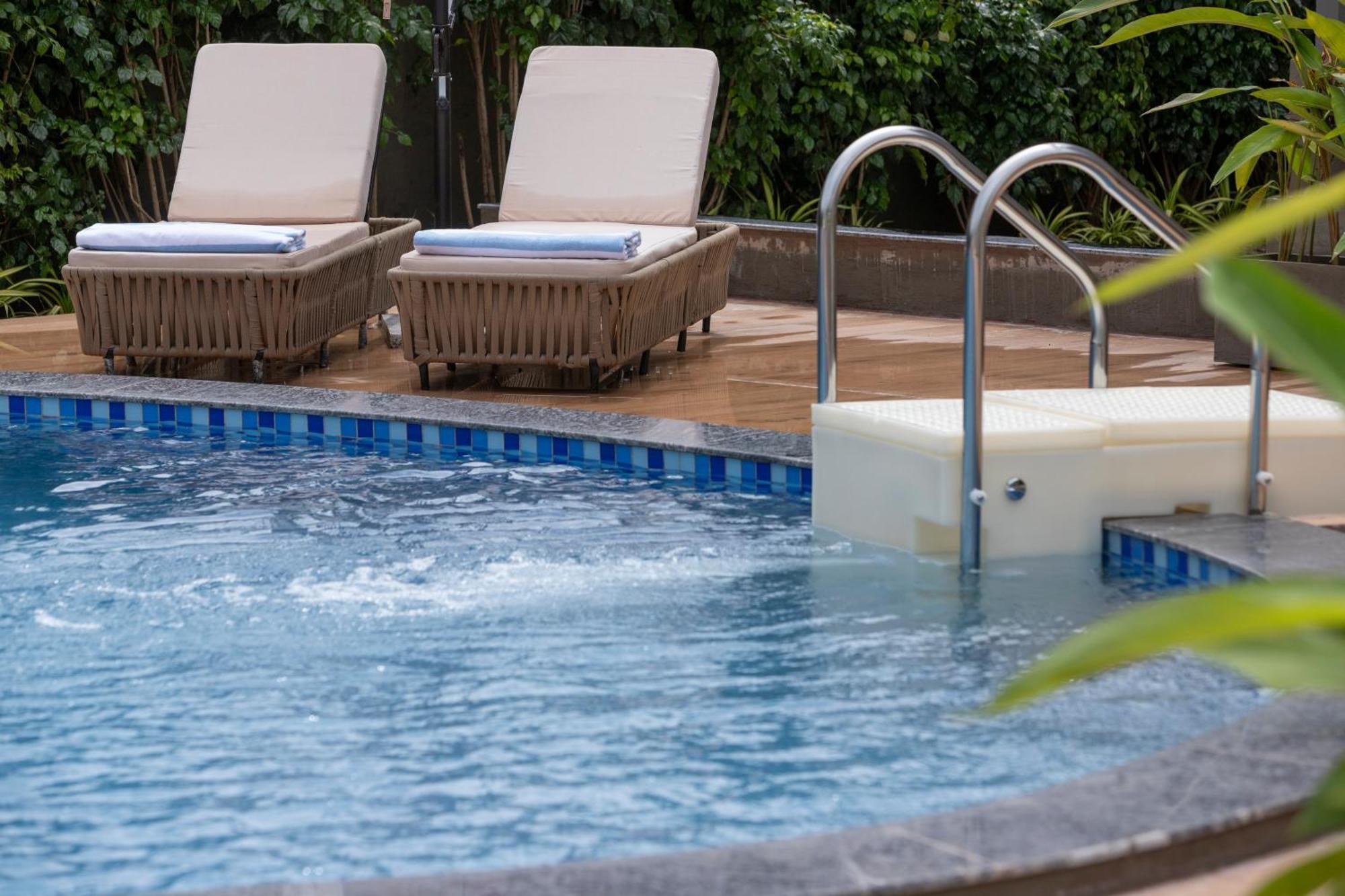 Stone Wood Hotel Amboli Amboli  Zewnętrze zdjęcie