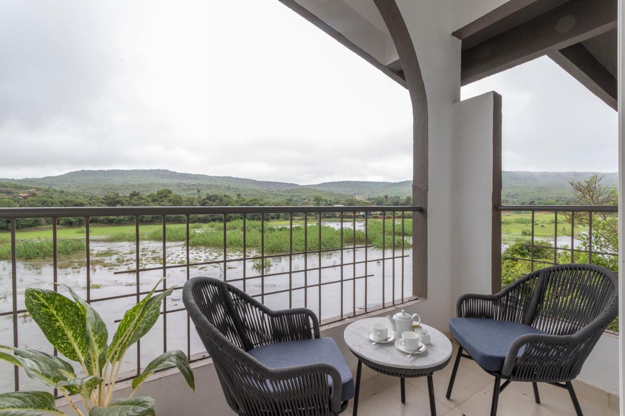Stone Wood Hotel Amboli Amboli  Zewnętrze zdjęcie