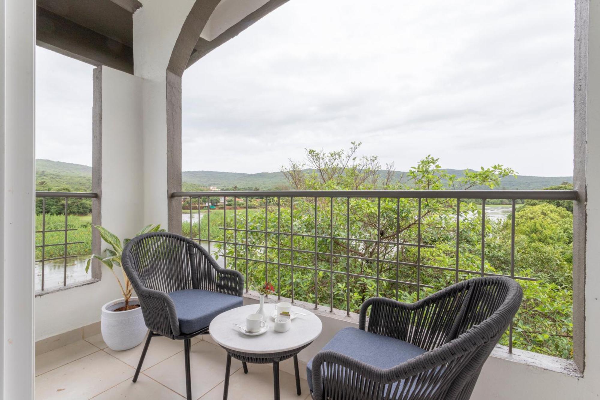 Stone Wood Hotel Amboli Amboli  Zewnętrze zdjęcie