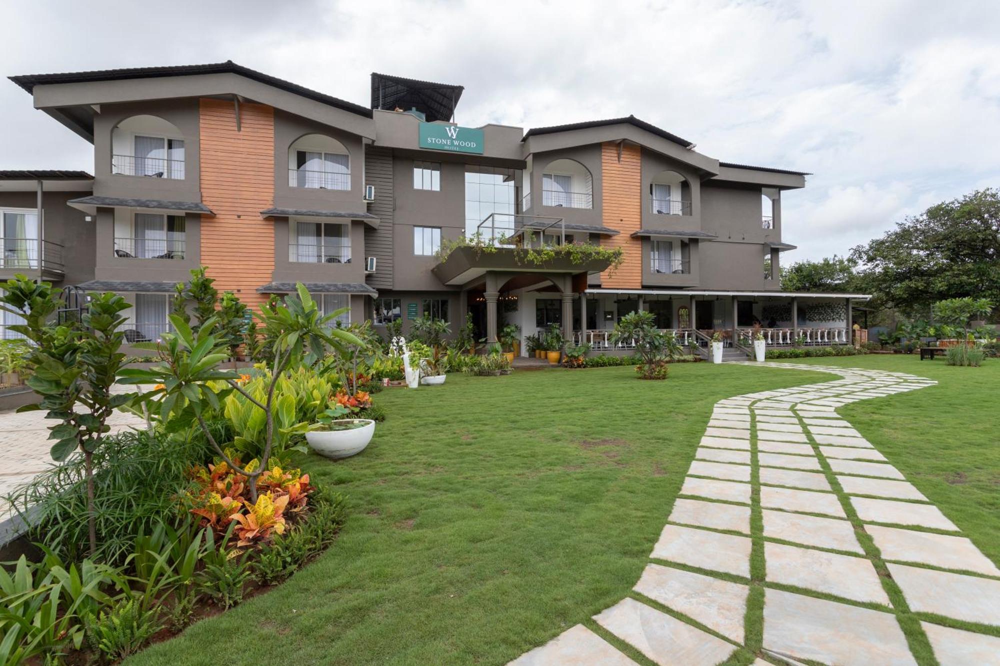 Stone Wood Hotel Amboli Amboli  Zewnętrze zdjęcie