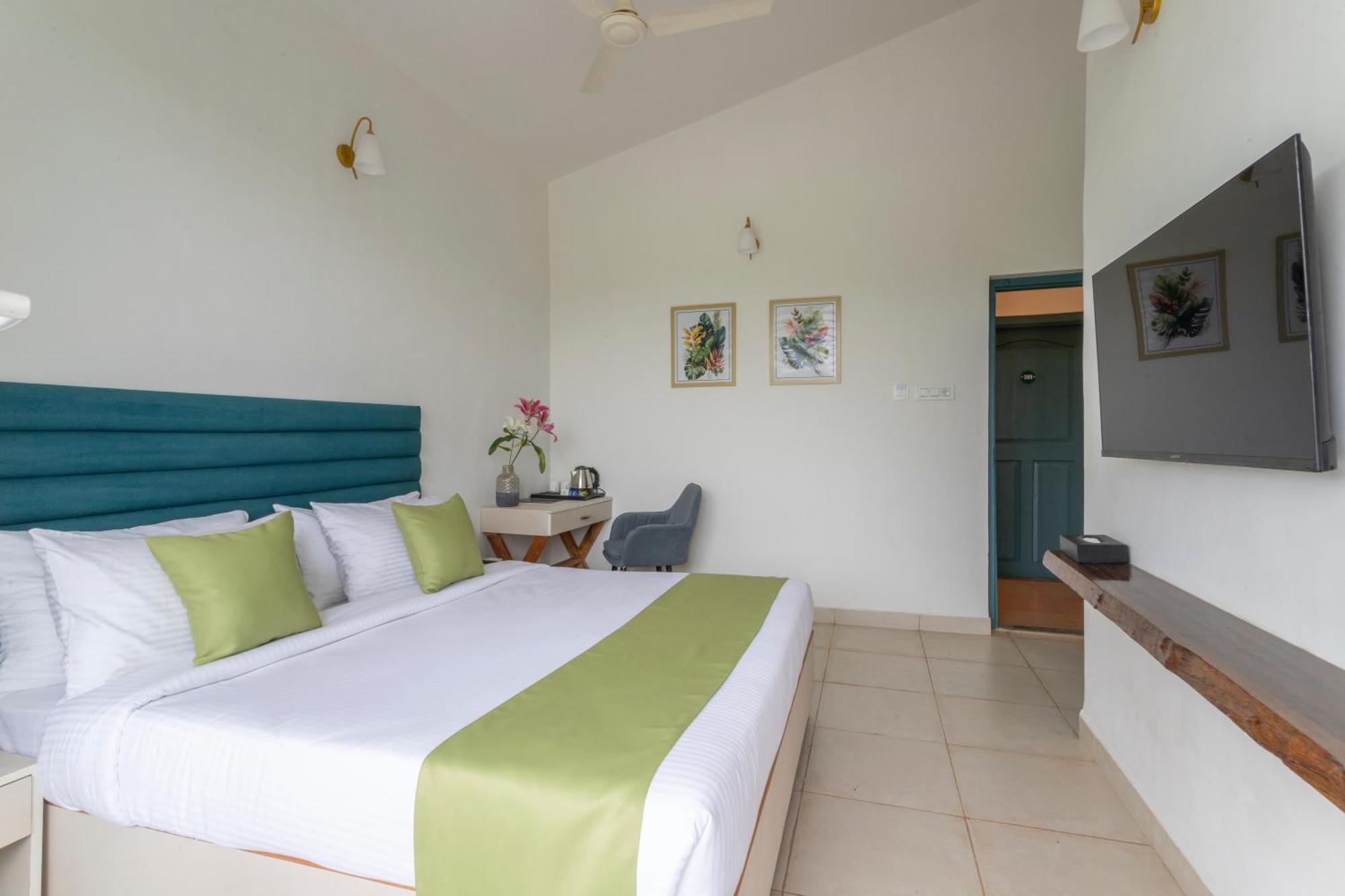 Stone Wood Hotel Amboli Amboli  Zewnętrze zdjęcie